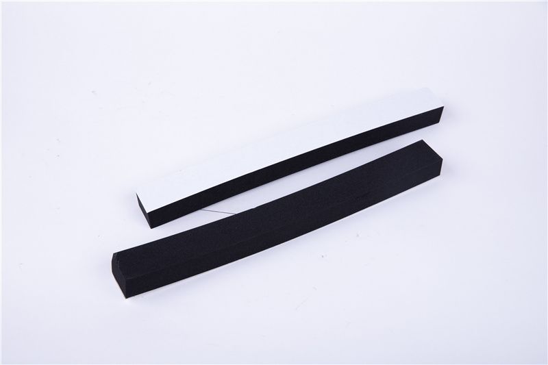 CR減震保(bao)溫條(tiao)